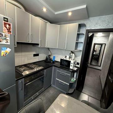 Продаж 2к квартири по вул. Героїв-рятувальників (19 школа)