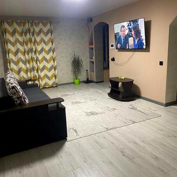 Будинок м . Глухів