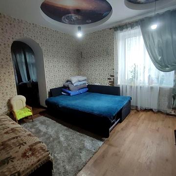 2 кімнатна сталінка на 44 кварталі! Можливо по сертифікату!