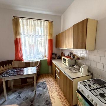 Без комісіі, 3-кімнатна квартира в ближньому центрі