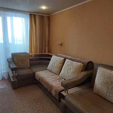 Здається однокімнатна, кінний ринок