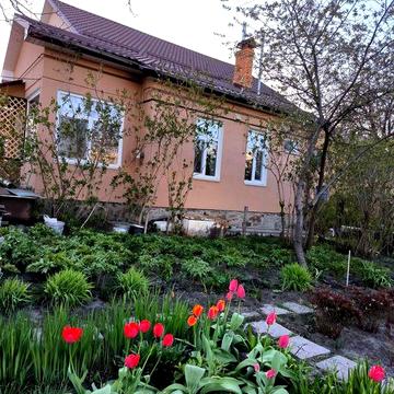 Ірпінь, оренда 1/2 будинку з окремим входом