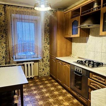 Продаж 3-кв Центр міста вул. БЕЖІВКА,4 м. Бориспіль