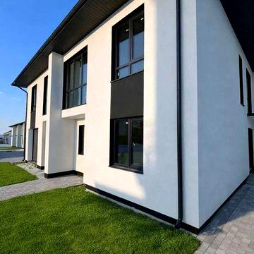 Продається готовий до ремонту Тауннхауса  135 м2, 3 кім. з ГАРАЖЕМ