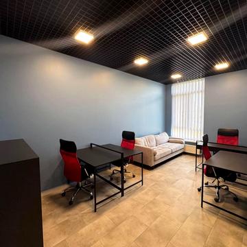 Жилянська вул., 68