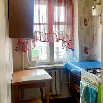 Здам однокімнатну квартиру в центрі міста,район універмагу