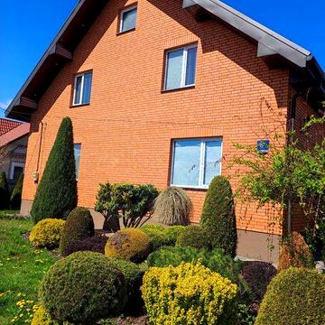 Терміново! Продаж доброго будинку з великою ділянкою