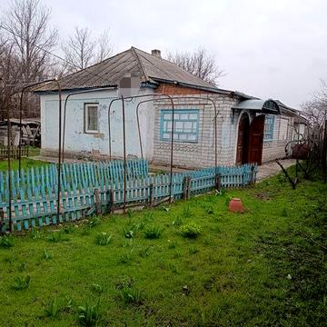 Продам будинок за межами міста, з санвузлом та великою земельною ділян