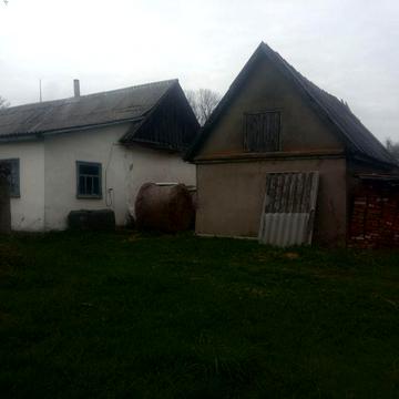 Продам хату с.гульськ,центр села 5000 уо. т0986154653