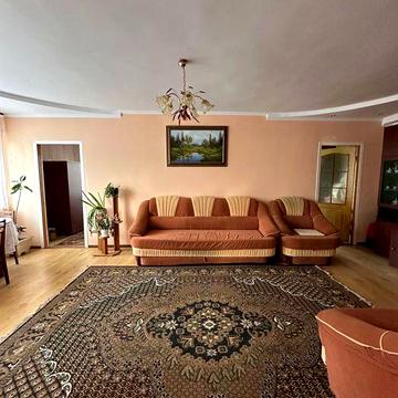 Продам будинок з ділянкою