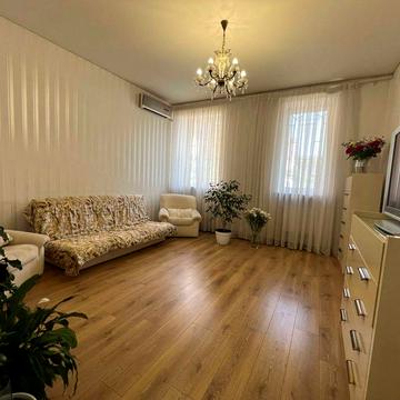 Продам 4к.квартира на першому поверсі Центр/вул.Канатна/вул.Маразліївська