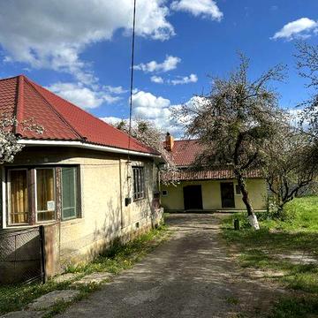 Продам два будинки