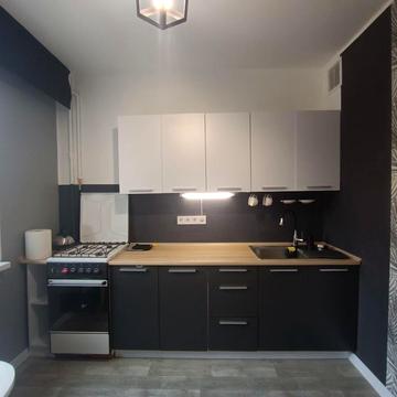 Урлівська вул., 1/8