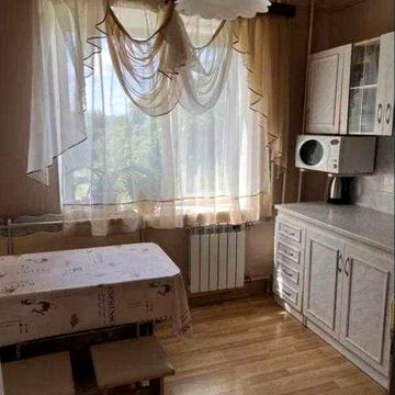 Продам 1-ку улучшенной планировки на ХТЗ