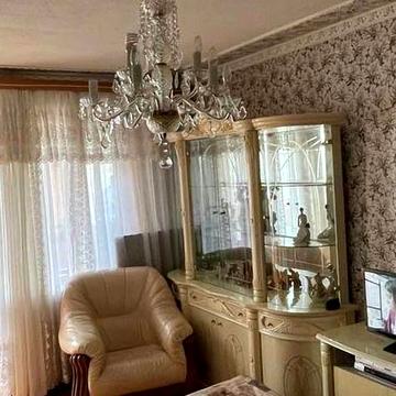 Продам 2 к.кв. метро  Холодная гора 5 мин, Волонтерская