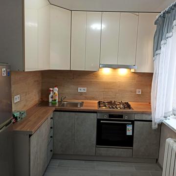 Василя Порика просп., 16