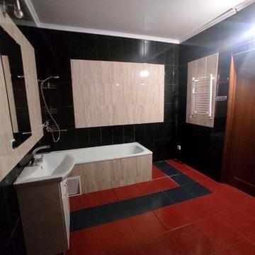 Здам 3-кімнату квартиру в центрі міста