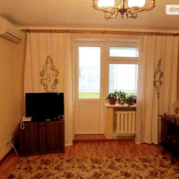 Довгострокова оренда 1к Квартира Тополина вулиця