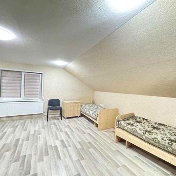 Отця Анатолія Жураковского 10, Жуляни, оренда просторої 1к, 2 поверх