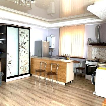 Комфортабельна 1к.к на 9 Слобідській з меблею та побутовою технікою