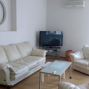 Ярославів Вал вул., 19