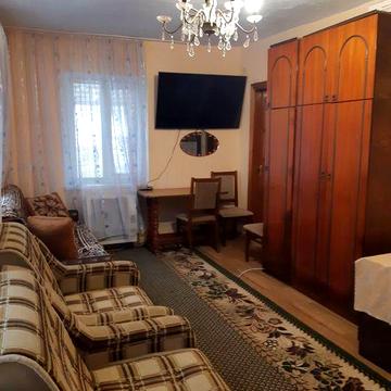 Здаю в оренду будинок кімнати для будівельників військових три - пять чоловік місце для авто господарі можуть готувати їжу прати прибирати