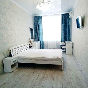 Сдам хорошую 2к ЖК "4 Сезона" пр. Леси Украинки/пр. Шевченко!