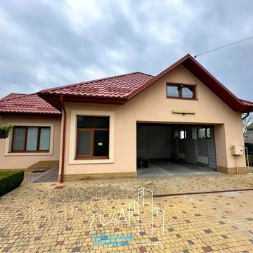 Продам шикарний будинок з ремонтом, 7 км від центру!