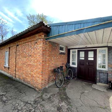 Будинок на центральному ринку