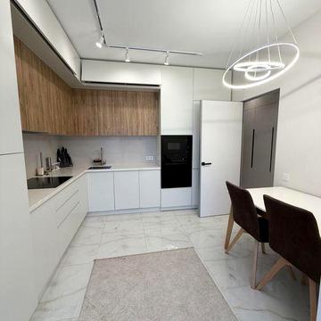 Оренда стильної 2кім 65м 8 пов ЖК Містечко Центральне поруч Драмтеатр Незалежності