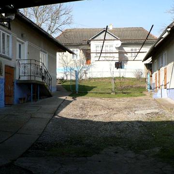 Продам будинок у с. Лучинці, Рогатинський р-н, Івано-Франківська обл.