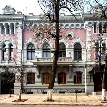 Срочно Продам 2-х комнатную в Центре / Медин