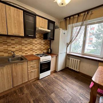 Оренда 1 км квартири вул. Володимира Великого