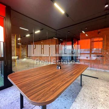 Джона Маккейна вул. (Івана Кудрі), 18/2