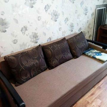 Продам 2-х  квартиру на пр.Науки