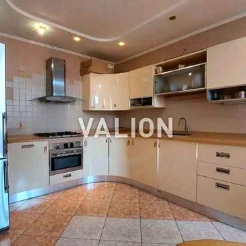 Продаж 3к квартири Без % з ремонтом в центрі міста Київ по вул. Богдана Хмельницького 62Б Шевченківський р-н Правий Берег