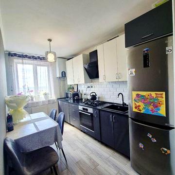 Продаж 3к квартири, р-н Жадова