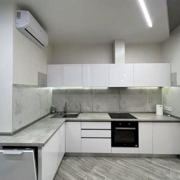 Італійський бульв., 1б