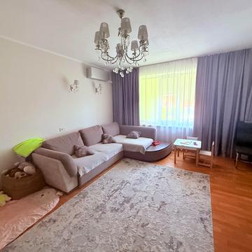 Івана Франка вул., 1-В