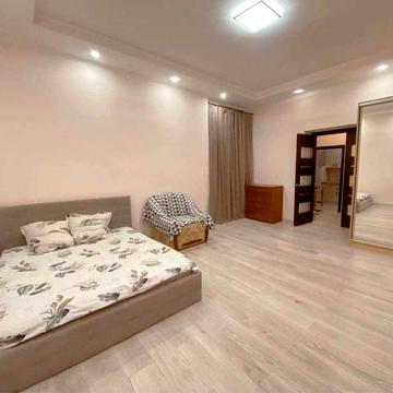 Здається в оренду 1-кімнатна квартира по вул. Героїв УПА, 4