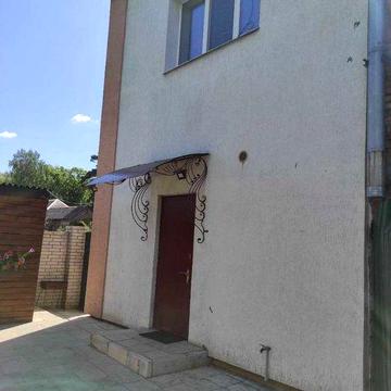 Частина будинку з власним двором р-н Лука