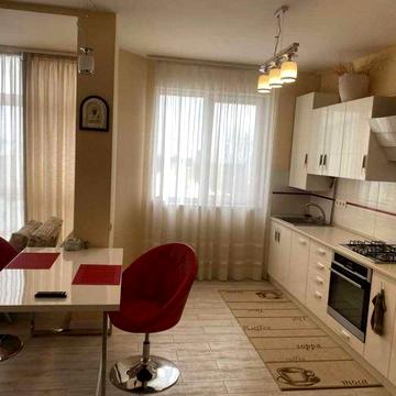 Здається в оренду простора квартира у самому серці Львова, вул. Шевченка, 17