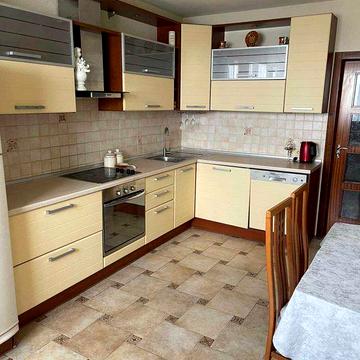 Оренда 2 кімн. квартири Харківське шосе, 56