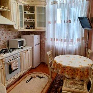 Історичний Центр! Парк Шевченка! 60м2 Чикаленка 32Б! Метро! Площа Українських Героїв! Театральна!