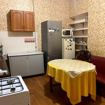 Здам в Центрі Одеси на Ольгіївській велику квартиру з газом, паркомісцем, трьома окремими кімнатами