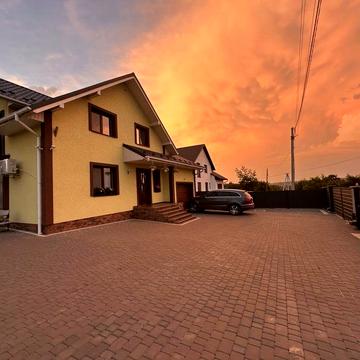 Продад будинку в селі Камʼяна