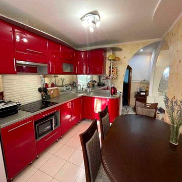 Продажа квартири вул. Зелена (Великий луг)