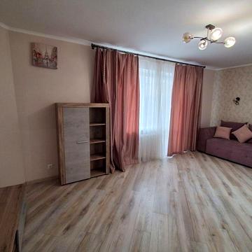 Оренда 2кімнатної квартири на Коріатовичів