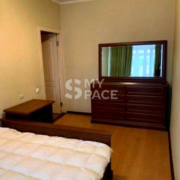 Продаж 2х кім, 60м2, бул. Лесі Українки, метро Печерська 5хв ЖК Паноама на Печерську