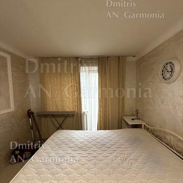 1-к Фурманова , Свет не выключают